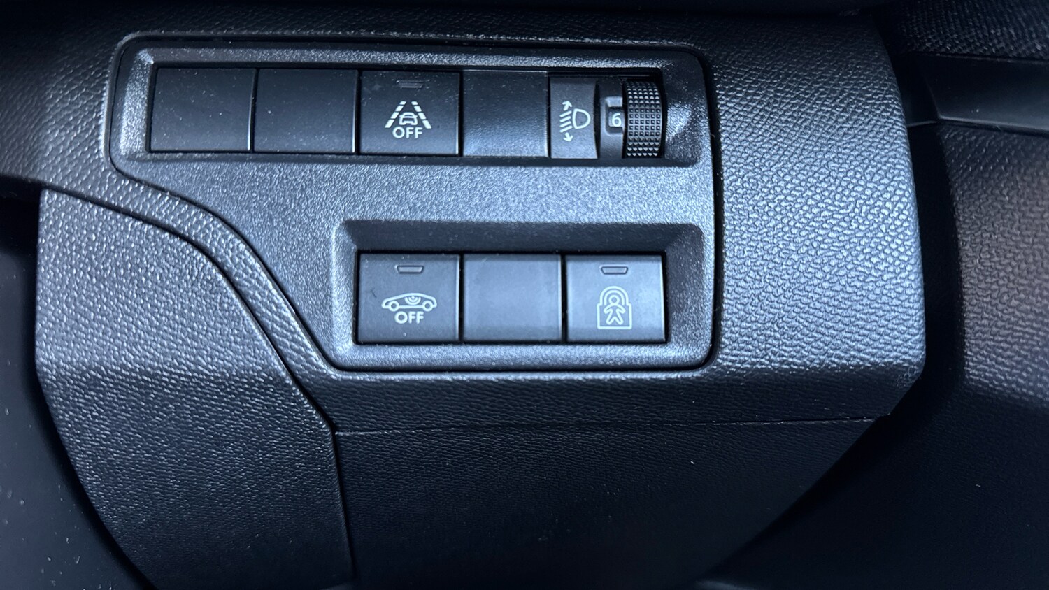 Used Peugeot 3008 2021 for sale - 77591877: Photo 24