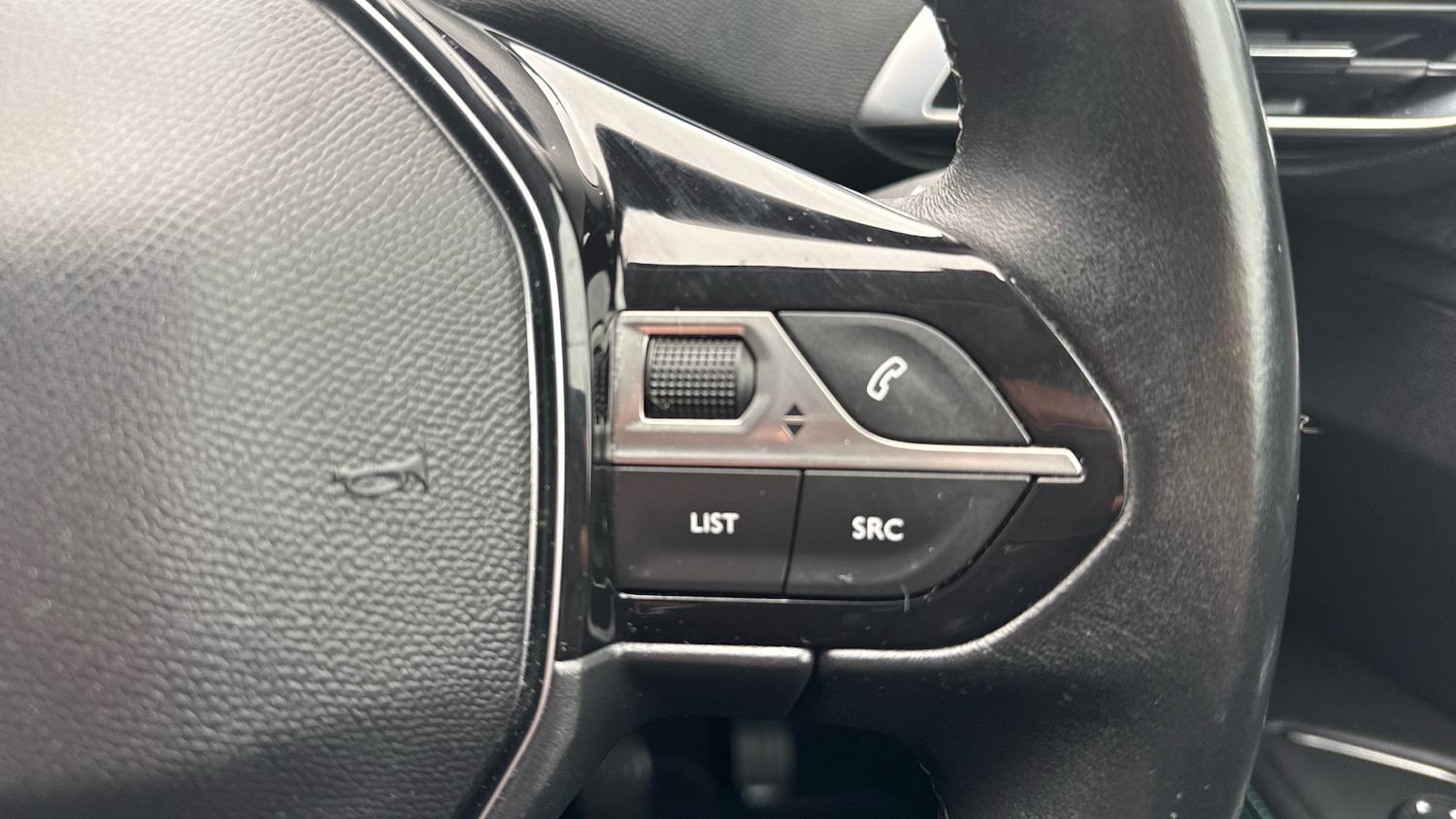 Used Peugeot 5008 2021 for sale - 78106140: Photo 31