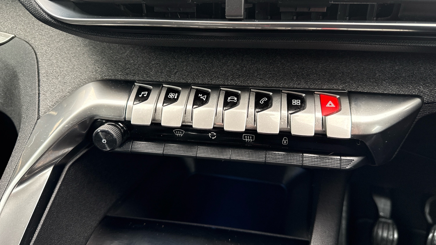 Used Peugeot 5008 2021 for sale - 78106140: Photo 32