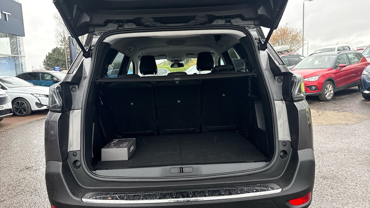 Used Peugeot 5008 2021 for sale - 78106140: Photo 4