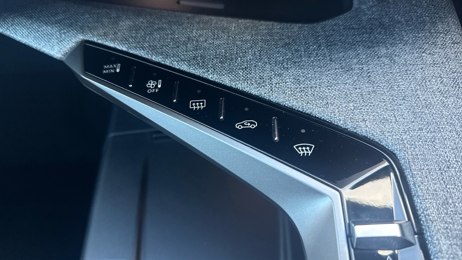 Used Peugeot 3008 2025 for sale - 76343914: Photo 41