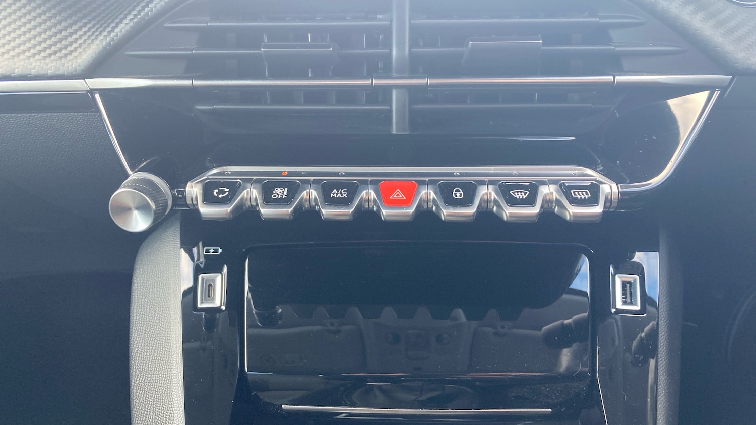 Used Peugeot 208 2023 for sale - 77883752: Photo 23