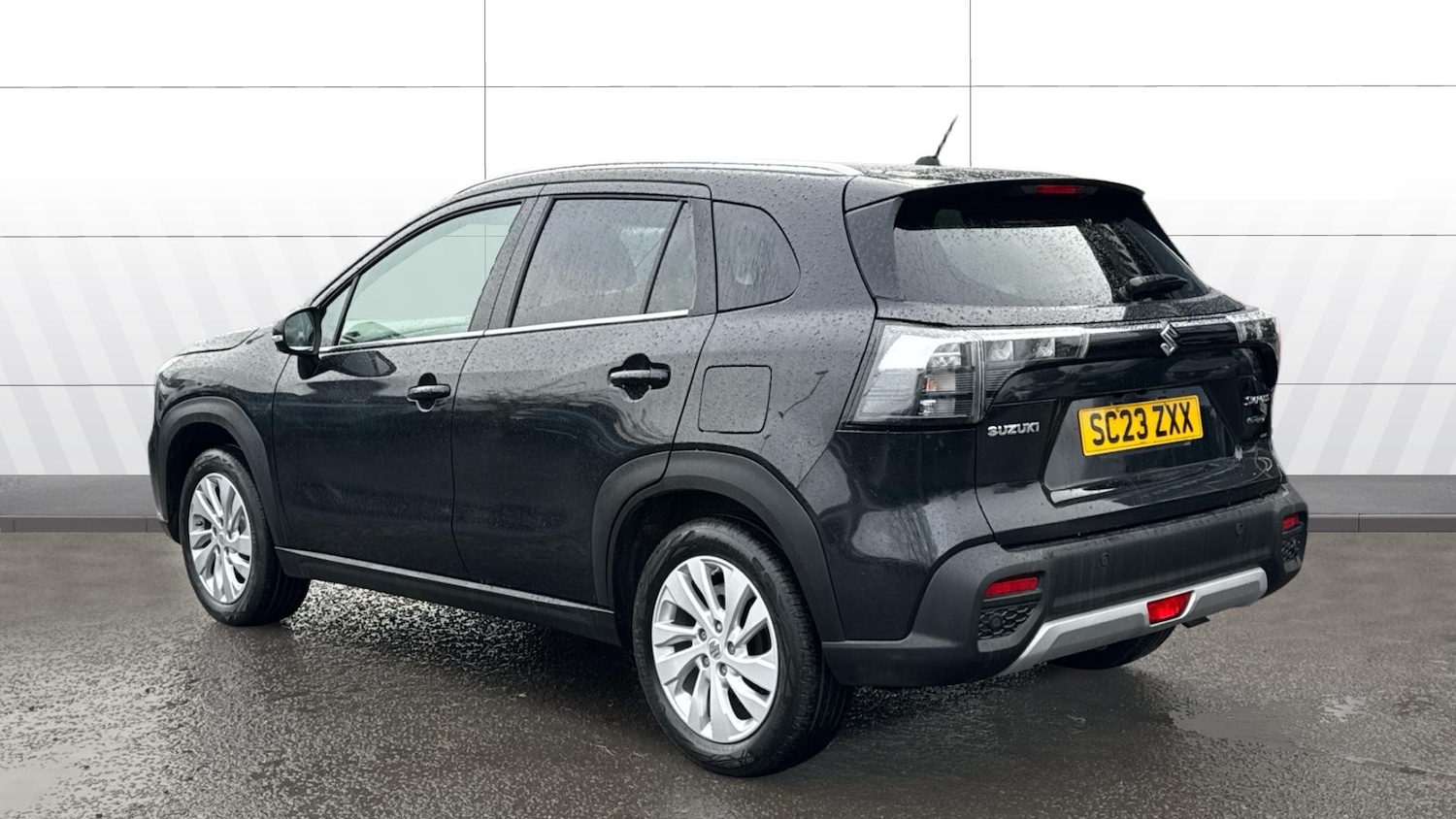 Used Suzuki SX4 S-Cross 2023 for sale - 76984667: Photo 2
