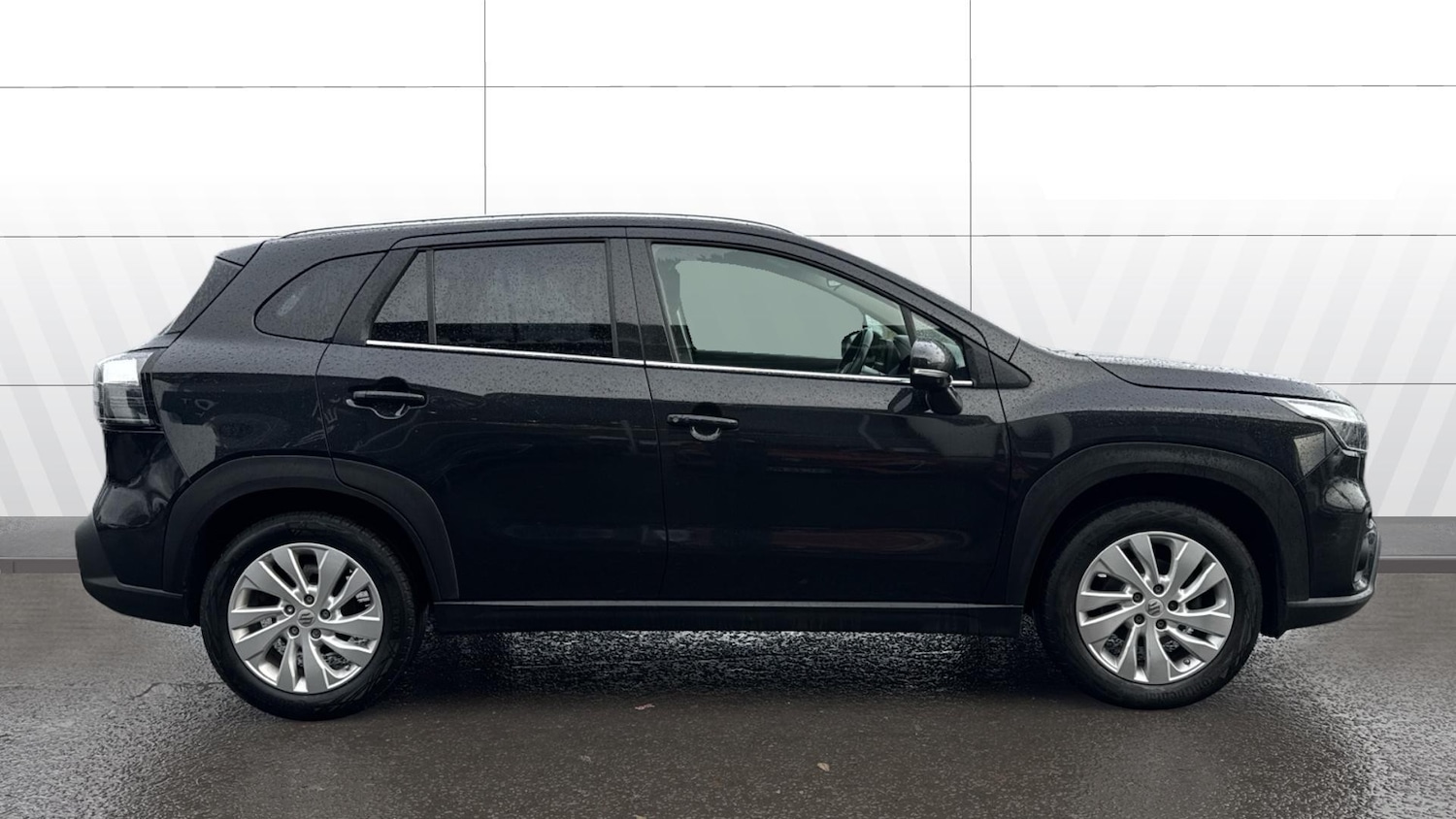 Used Suzuki SX4 S-Cross 2023 for sale - 76984667: Photo 5