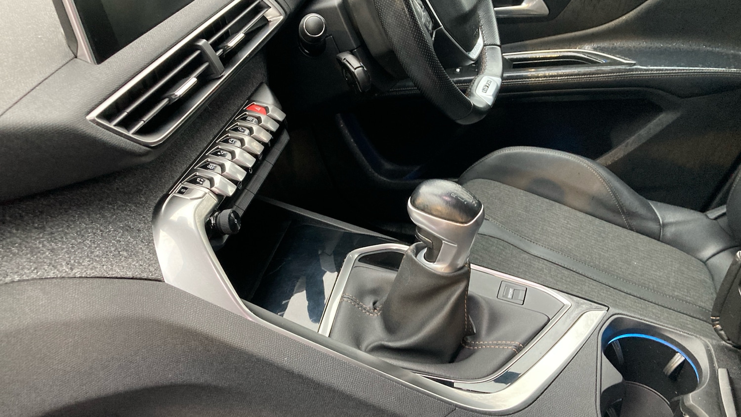 Used Peugeot 5008 2018 for sale - 76557261: Photo 15