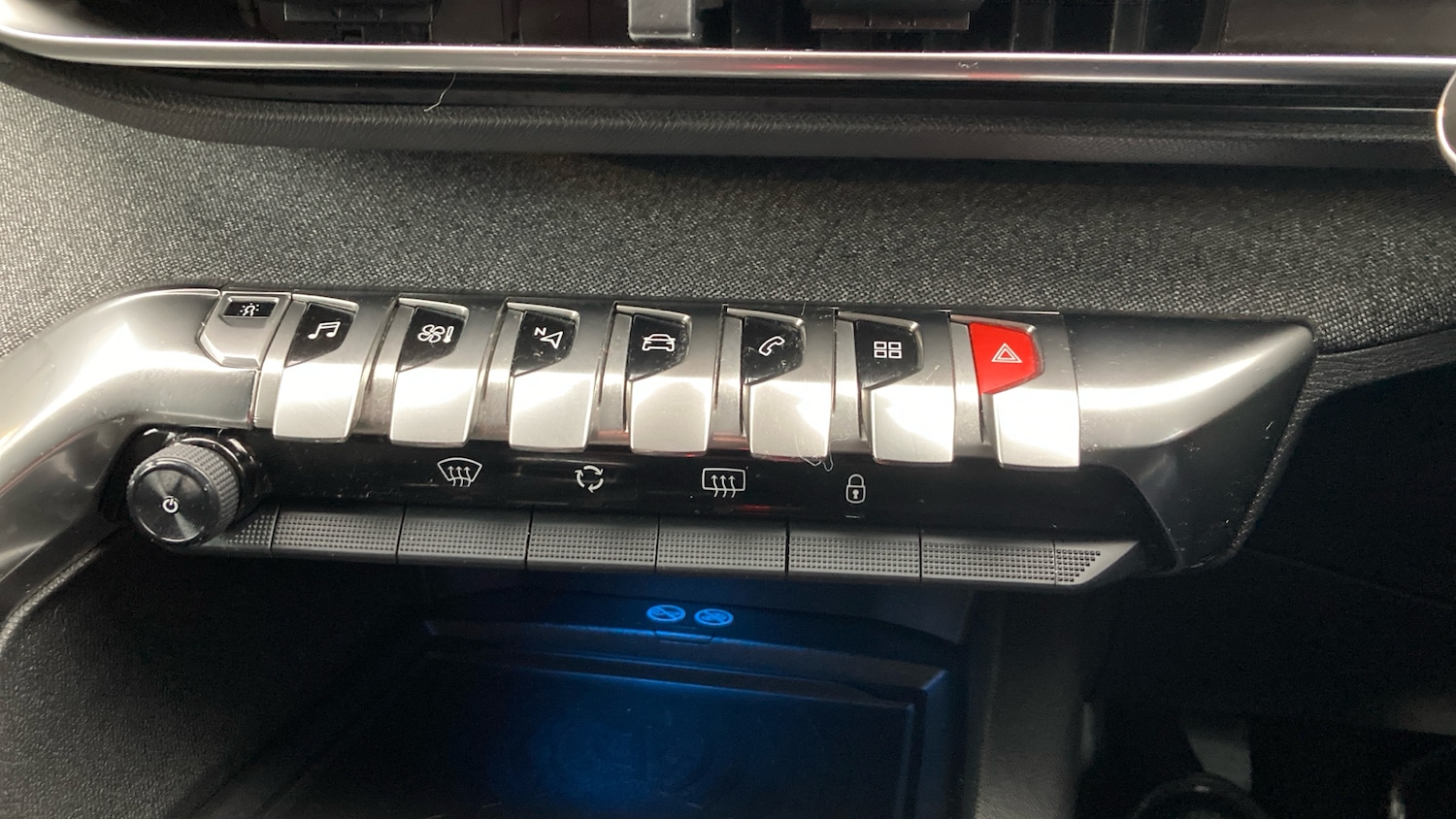 Used Peugeot 5008 2018 for sale - 76557261: Photo 21