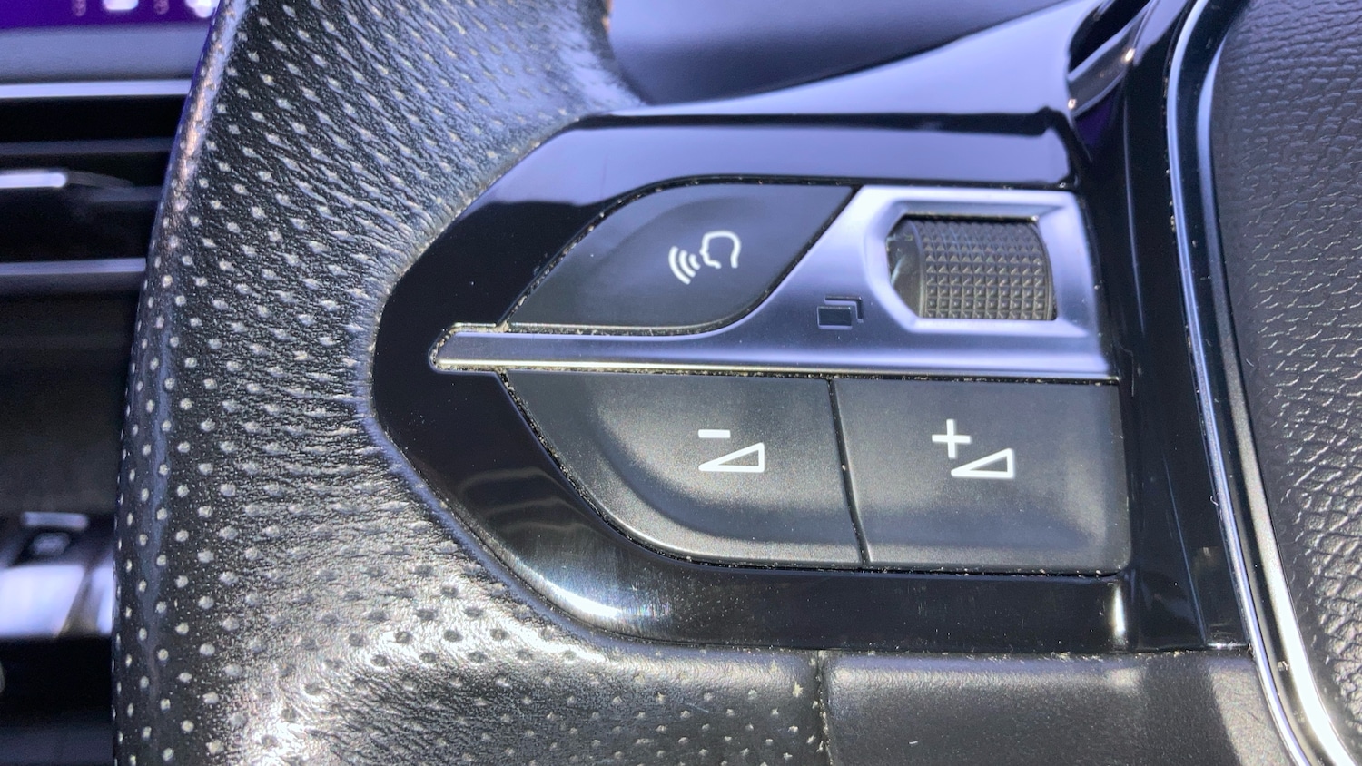 Used Peugeot 5008 2018 for sale - 76557261: Photo 23