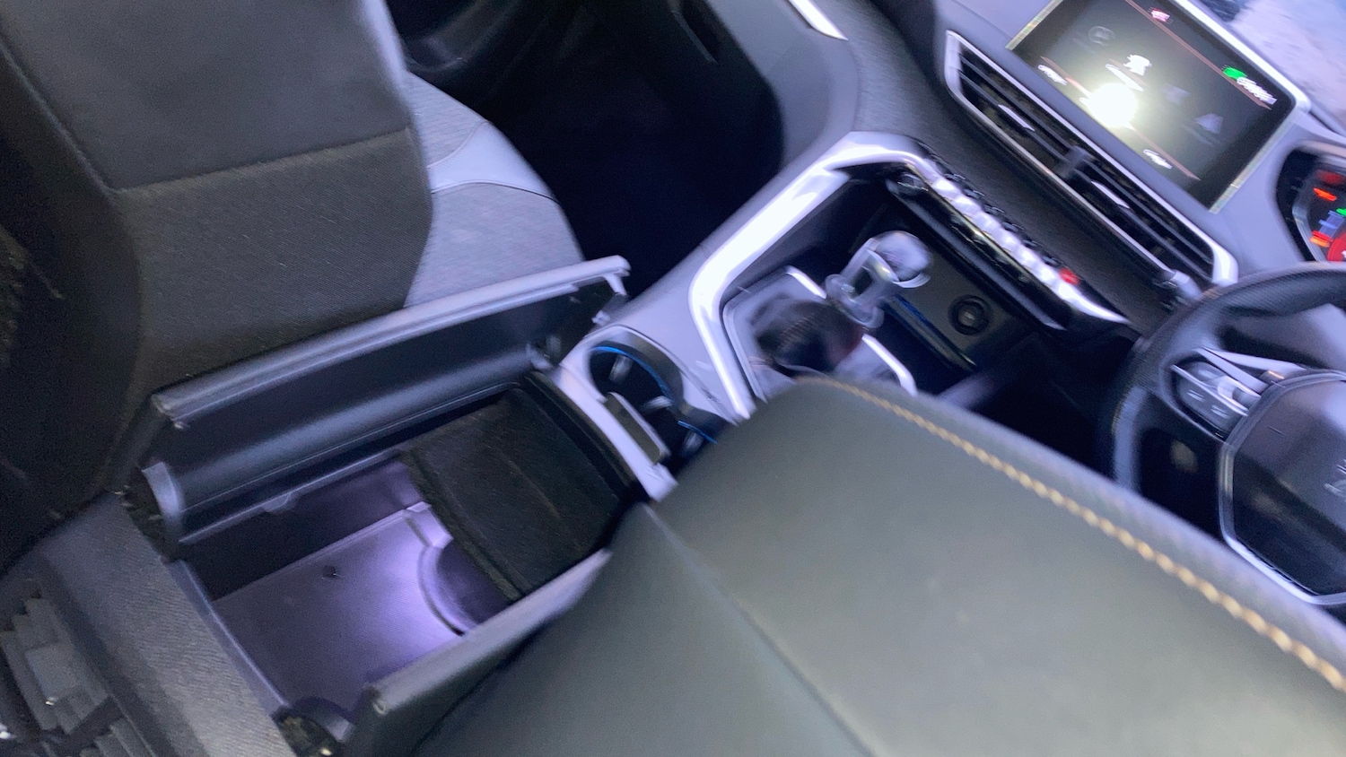 Used Peugeot 5008 2018 for sale - 76557261: Photo 41