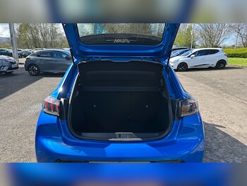 Used Peugeot 208 2023 for sale - 78190122: Photo