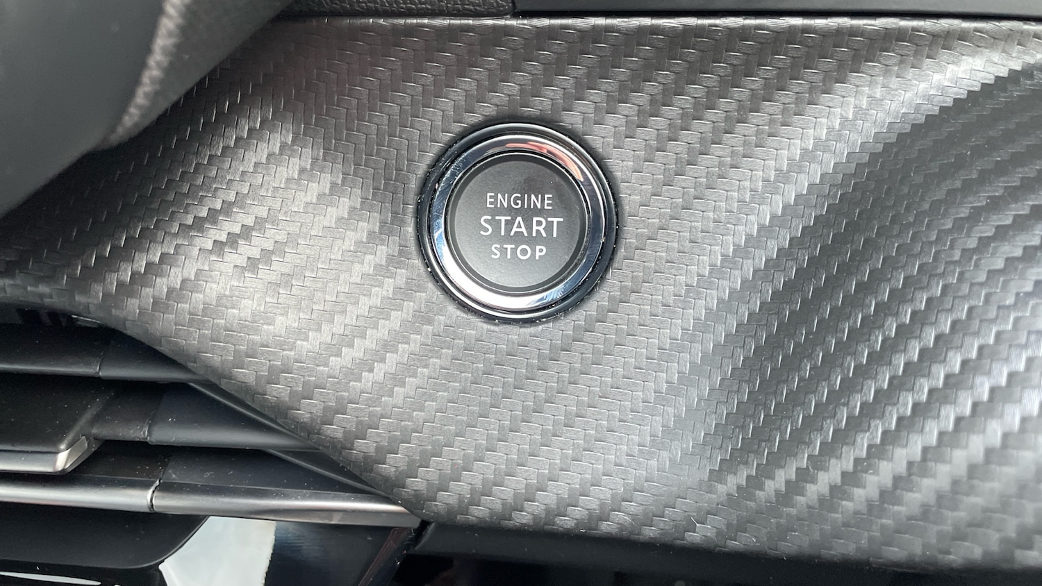 Used Peugeot 2008 2025 for sale - 77300280: Photo 42