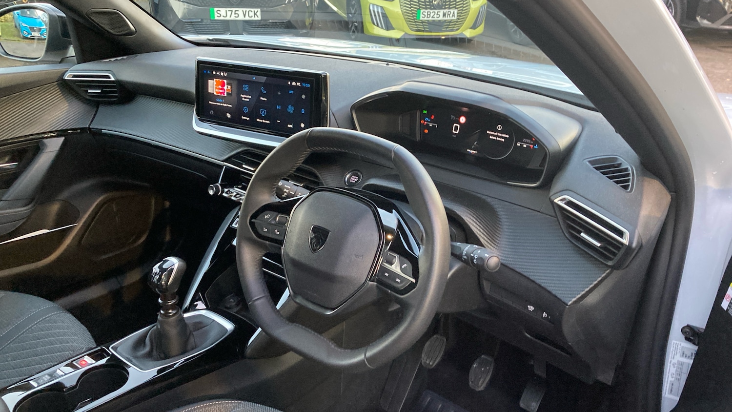 Used Peugeot 2008 2025 for sale - 76638579: Photo 11