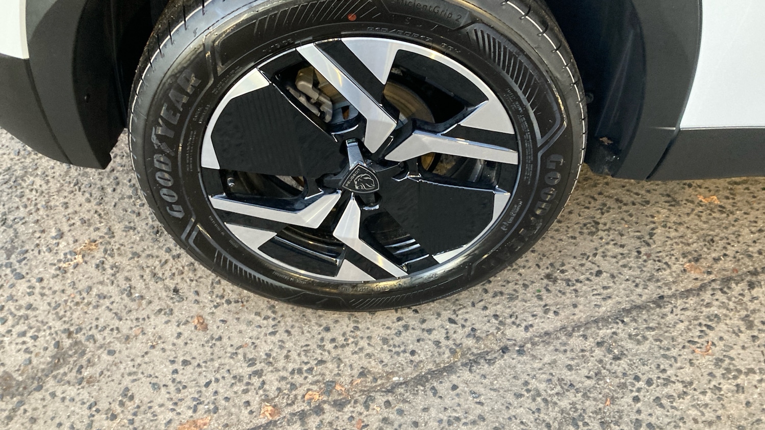 Used Peugeot 2008 2025 for sale - 76638579: Photo 33