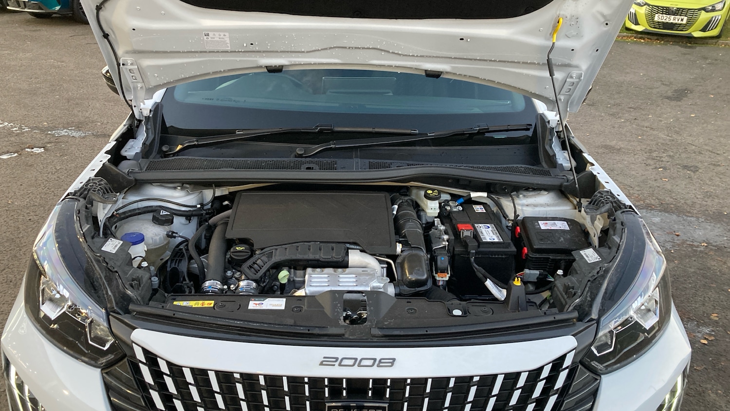 Used Peugeot 2008 2025 for sale - 76638579: Photo 8