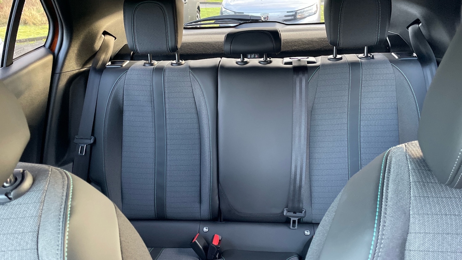 Used Peugeot 2008 2023 for sale - 77379109: Photo 15