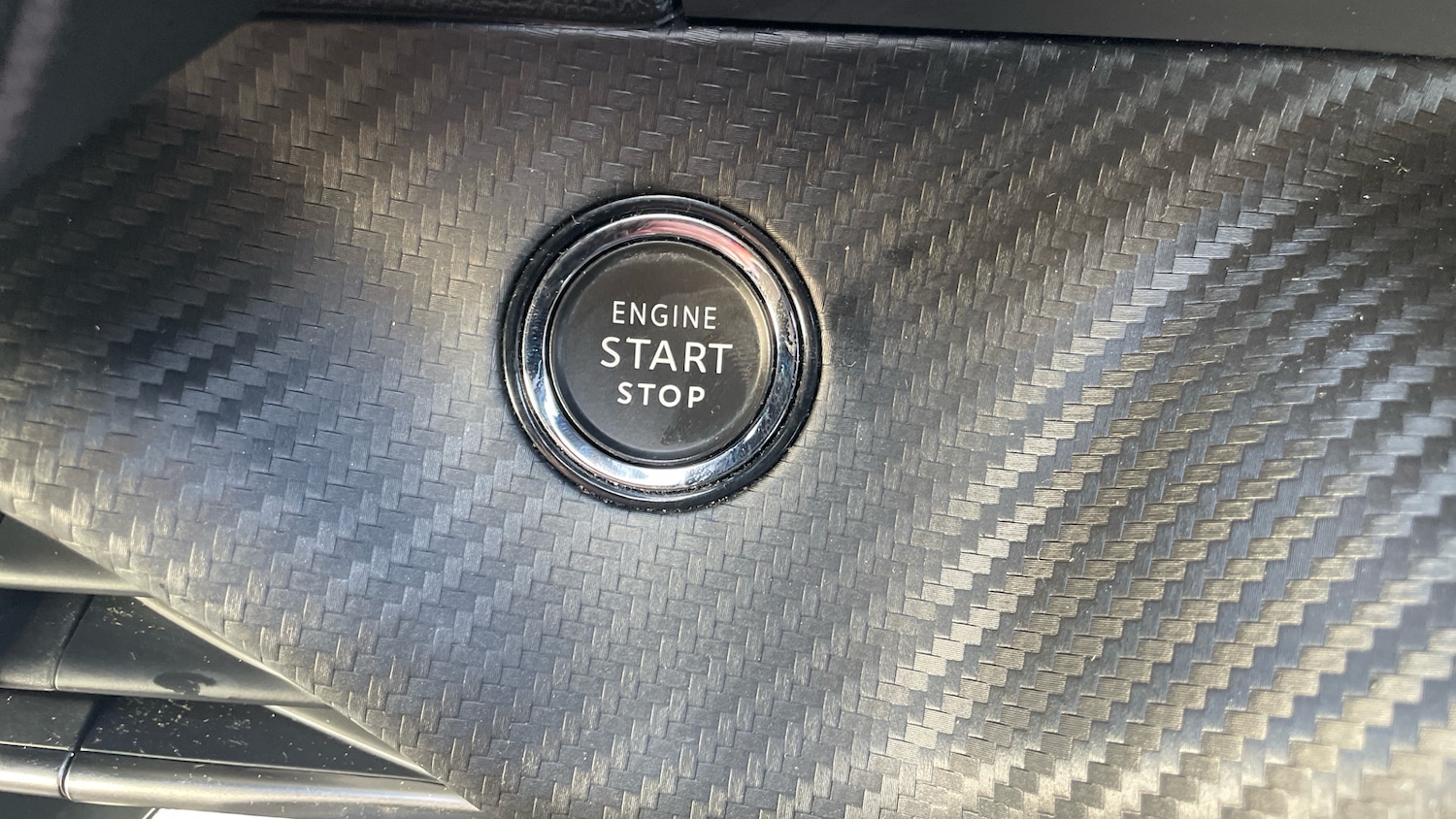 Used Peugeot 2008 2023 for sale - 77379109: Photo 24