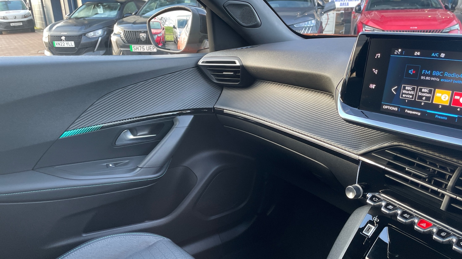 Used Peugeot 2008 2023 for sale - 77379109: Photo 31