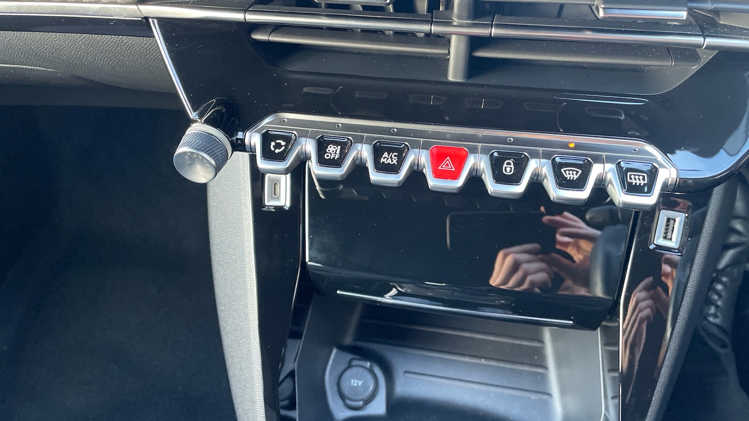 Used Peugeot 2008 2023 for sale - 77379109: Photo 41