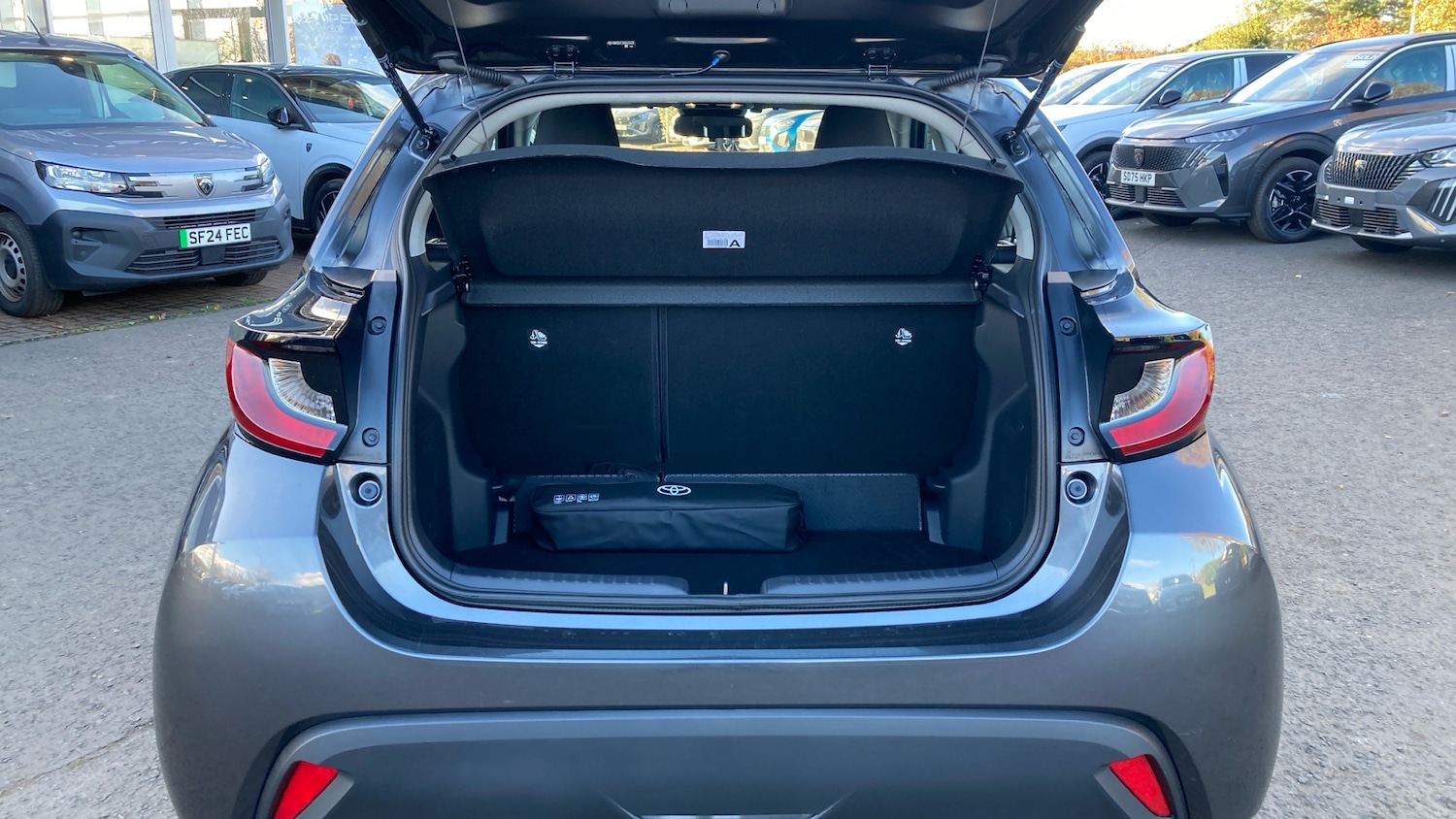 Used Toyota Yaris 2025 for sale - 76366833: Photo 4