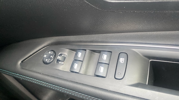 Used Peugeot 3008 2022 for sale - 76065917: Photo 31