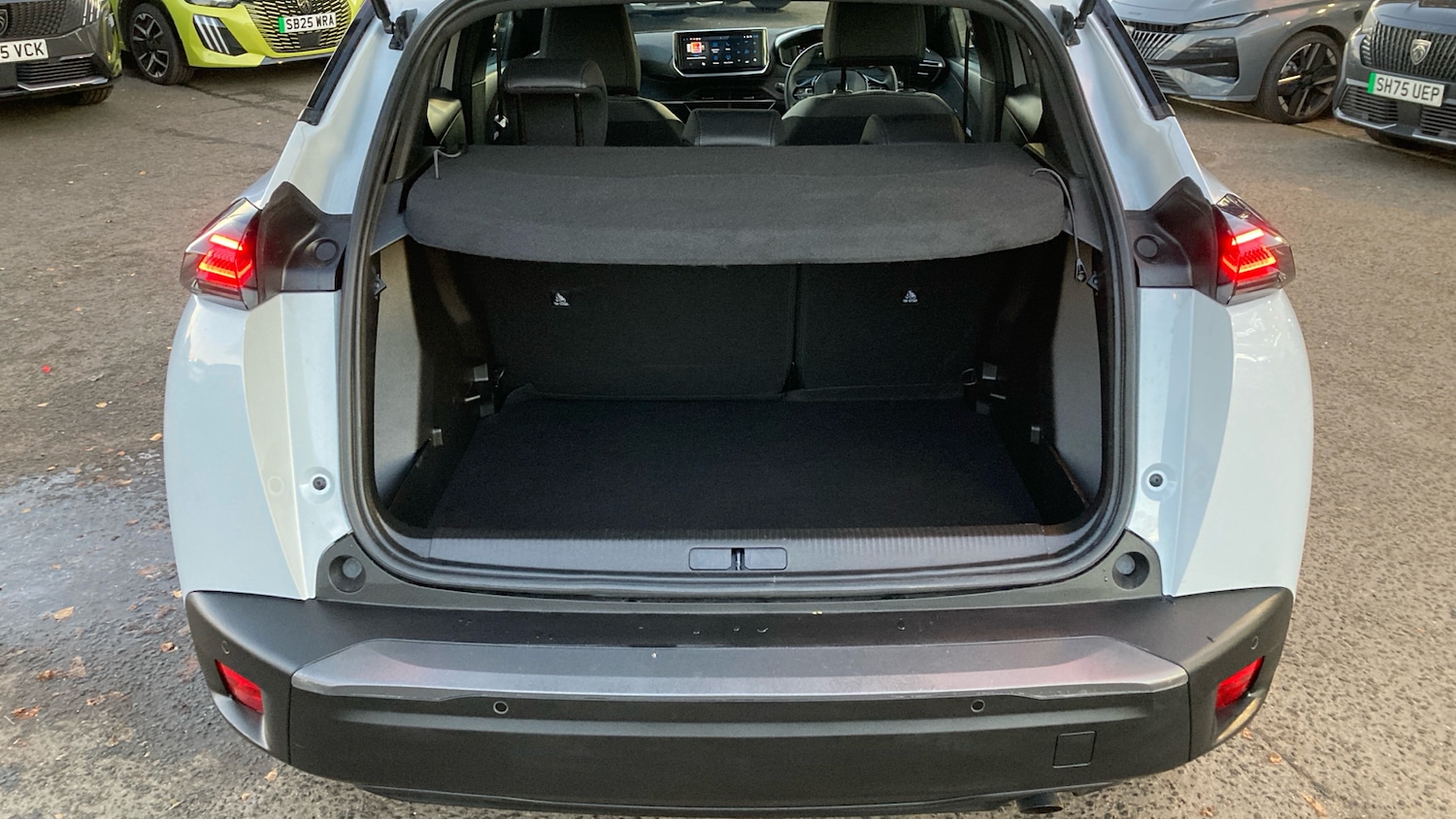 Used Peugeot 2008 2025 for sale - 77569353: Photo 4