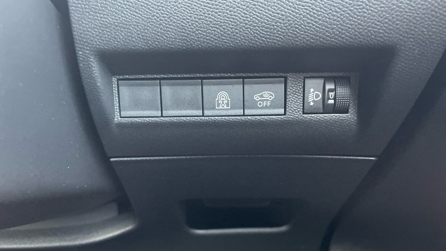 Used Peugeot 208 2024 for sale - 77591868: Photo 24