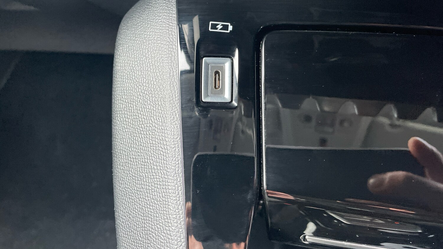 Used Peugeot 208 2024 for sale - 77591868: Photo 43