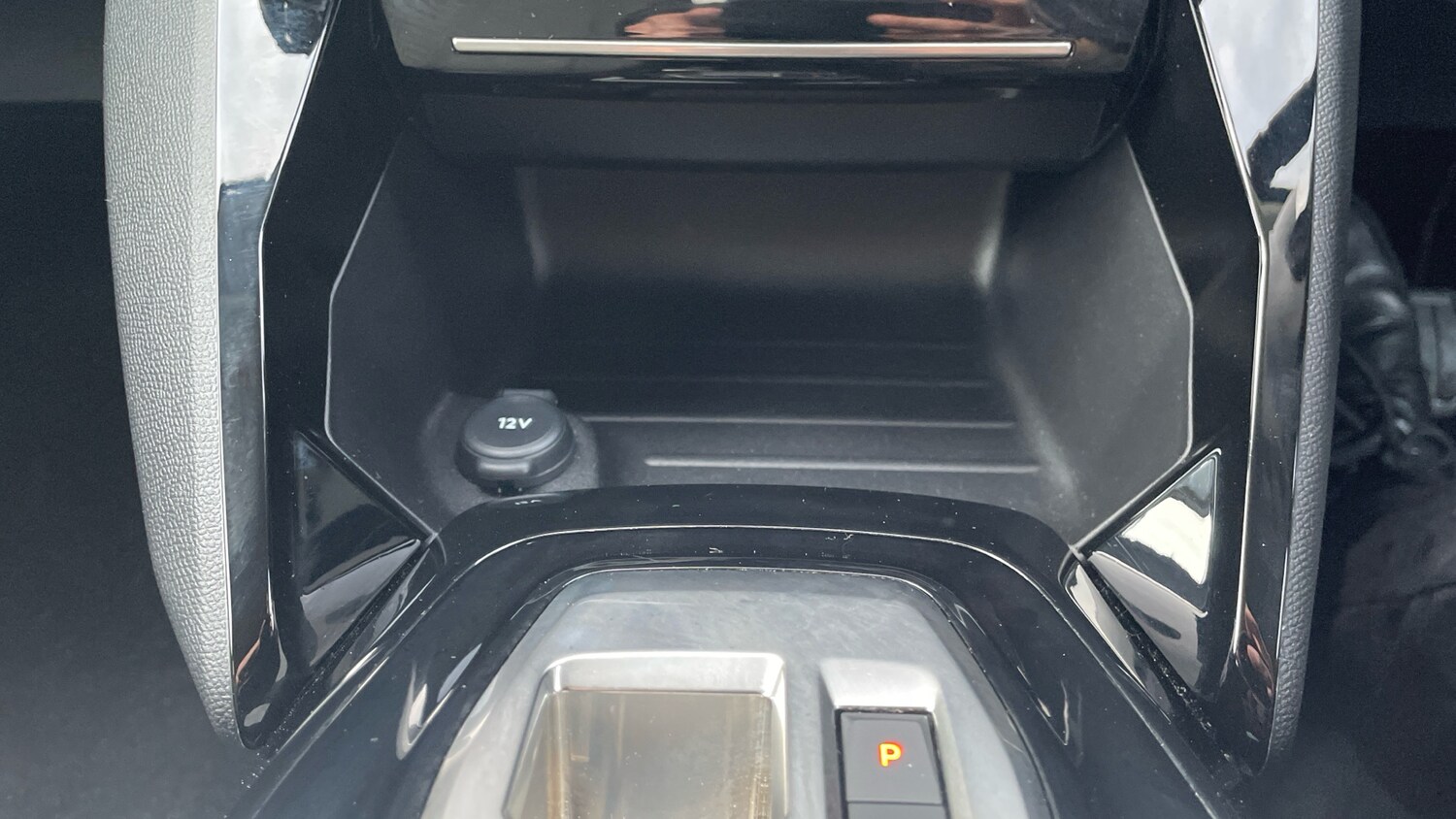 Used Peugeot 208 2024 for sale - 77591868: Photo 45