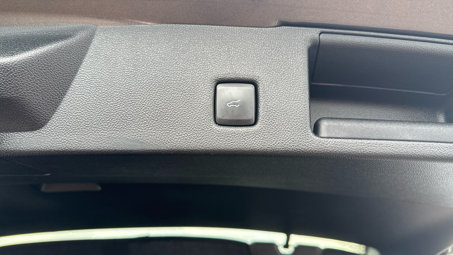 Used Ford Kuga 2022 for sale - 77652936: Photo 44