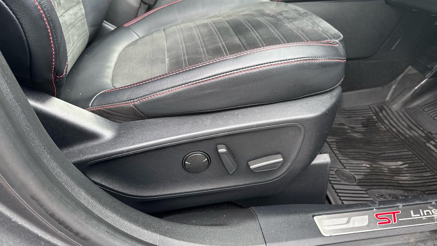 Used Ford Kuga 2022 for sale - 77652936: Photo 47