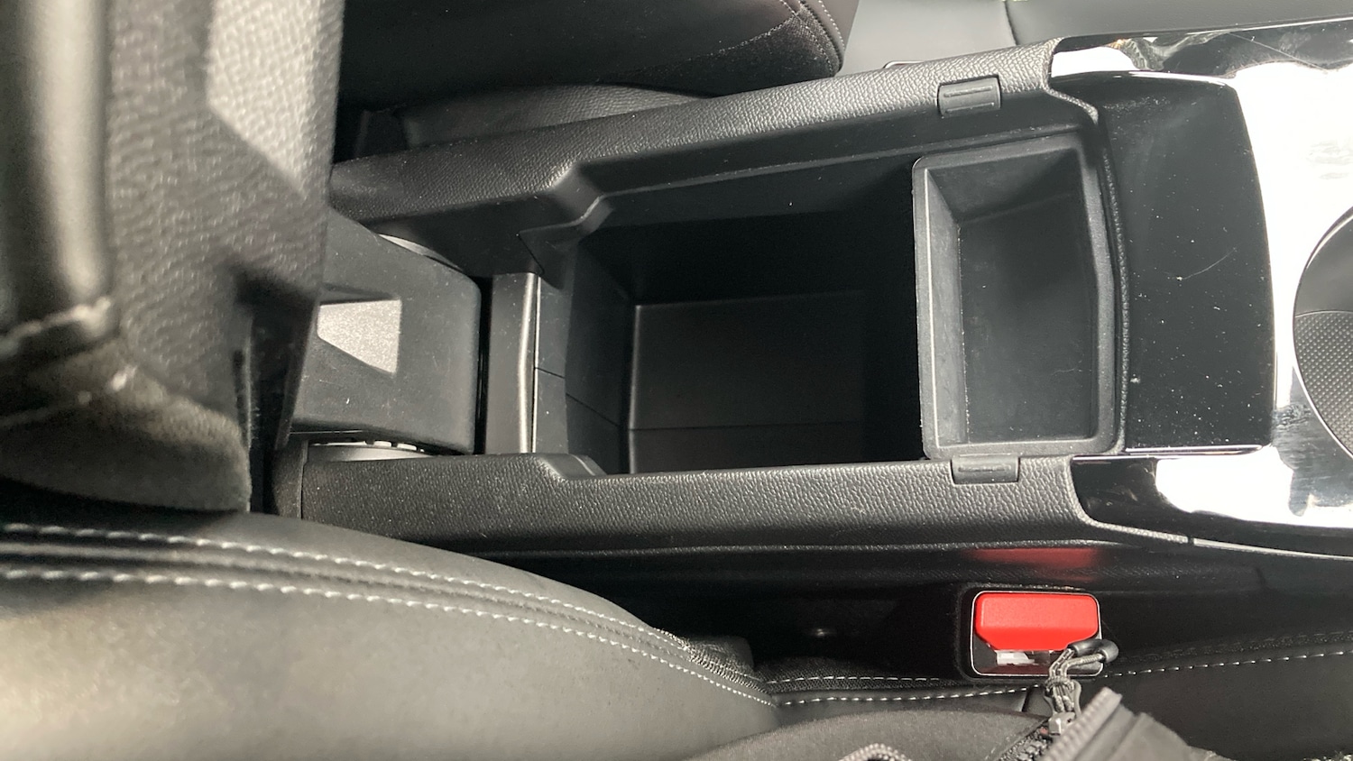 Used Peugeot 2008 2024 for sale - 77847616: Photo 31