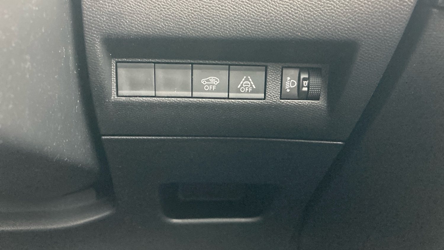 Used Peugeot 208 2022 for sale - 77151928: Photo 24