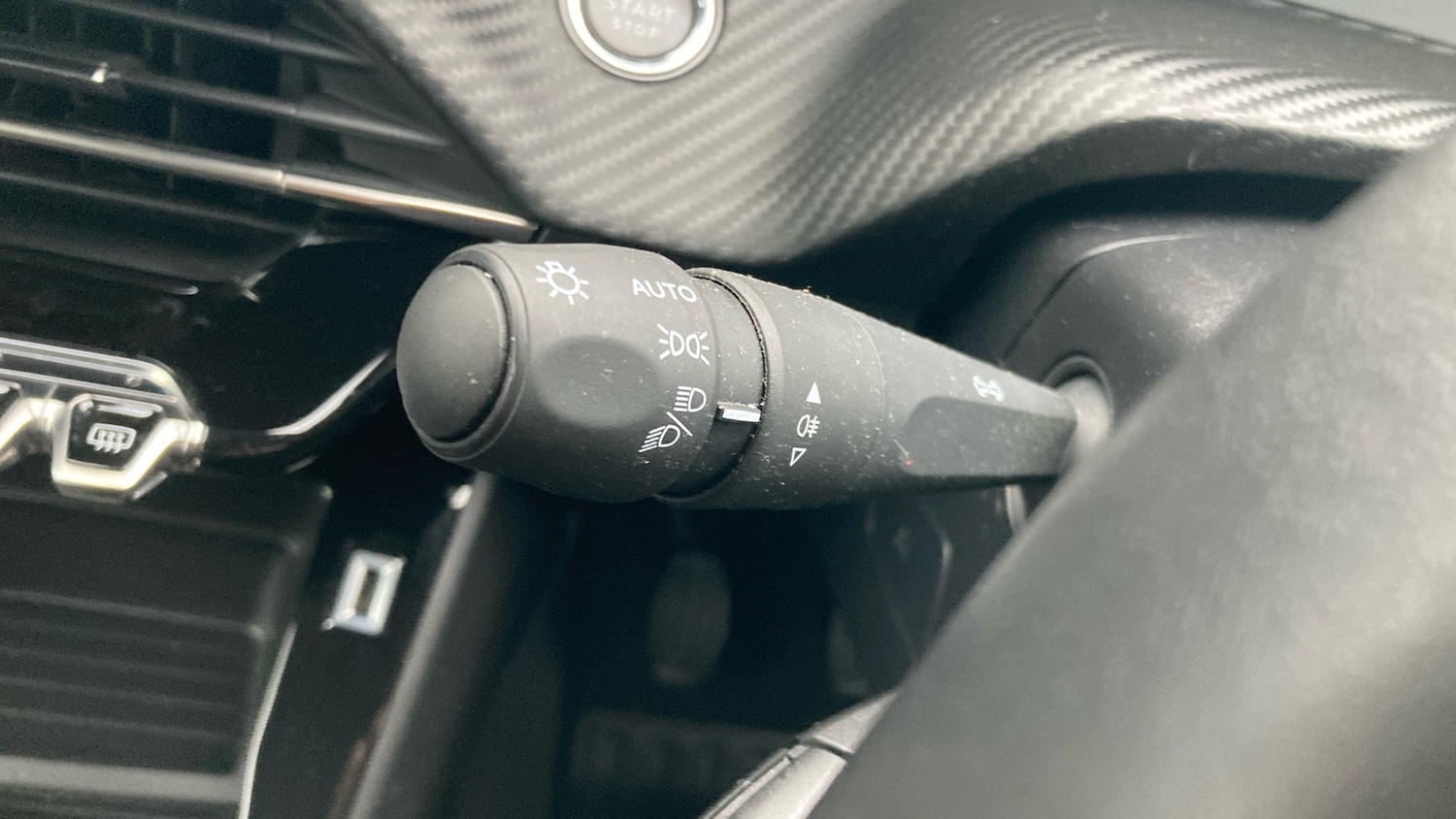 Used Peugeot 208 2022 for sale - 77151928: Photo 28