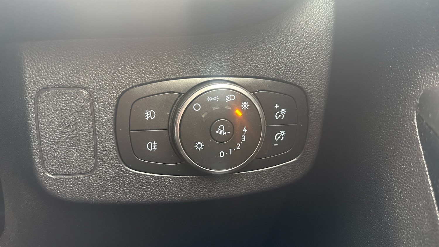 Used Ford Puma 2023 for sale - 76477042: Photo 24