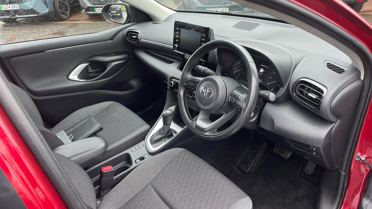 Used Toyota Yaris 2020 for sale - 77247235: Photo 11