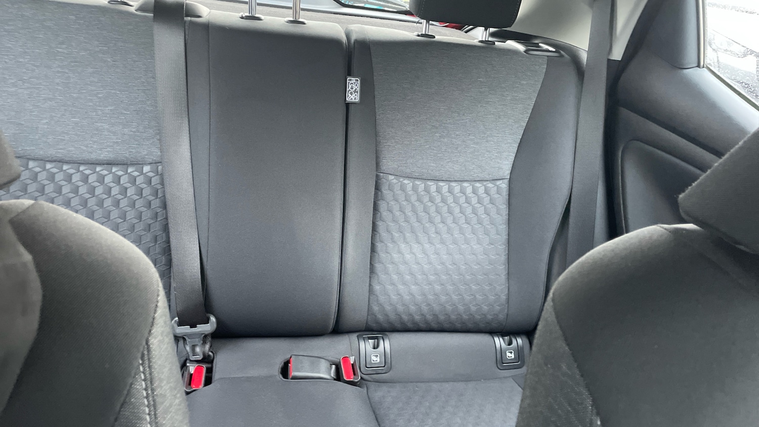 Used Toyota Yaris 2020 for sale - 77247235: Photo 15