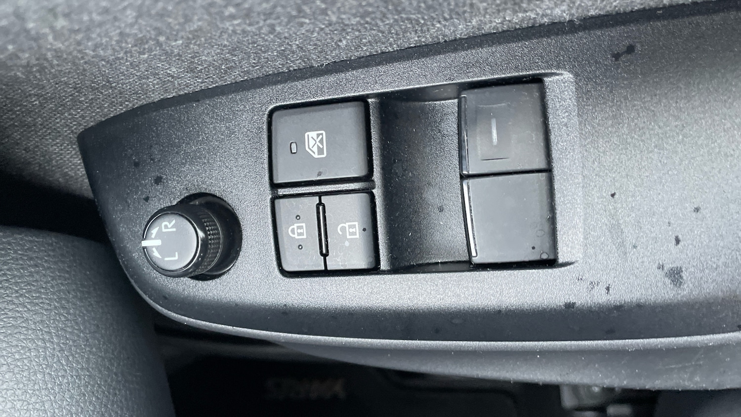 Used Toyota Yaris 2020 for sale - 77247235: Photo 23