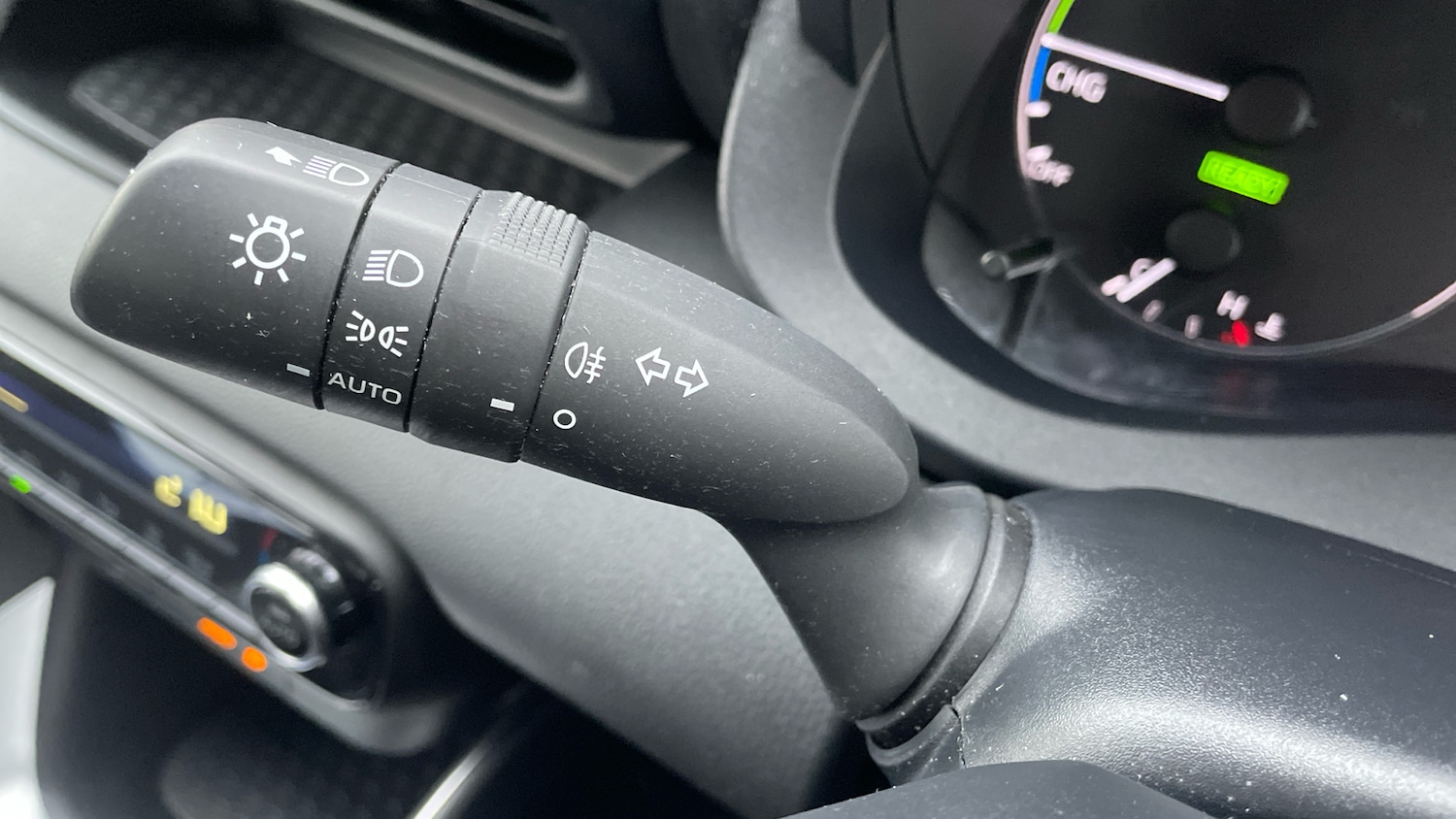 Used Toyota Yaris 2020 for sale - 77247235: Photo 25