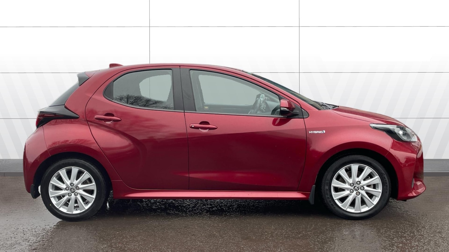 Used Toyota Yaris 2020 for sale - 77247235: Photo 5