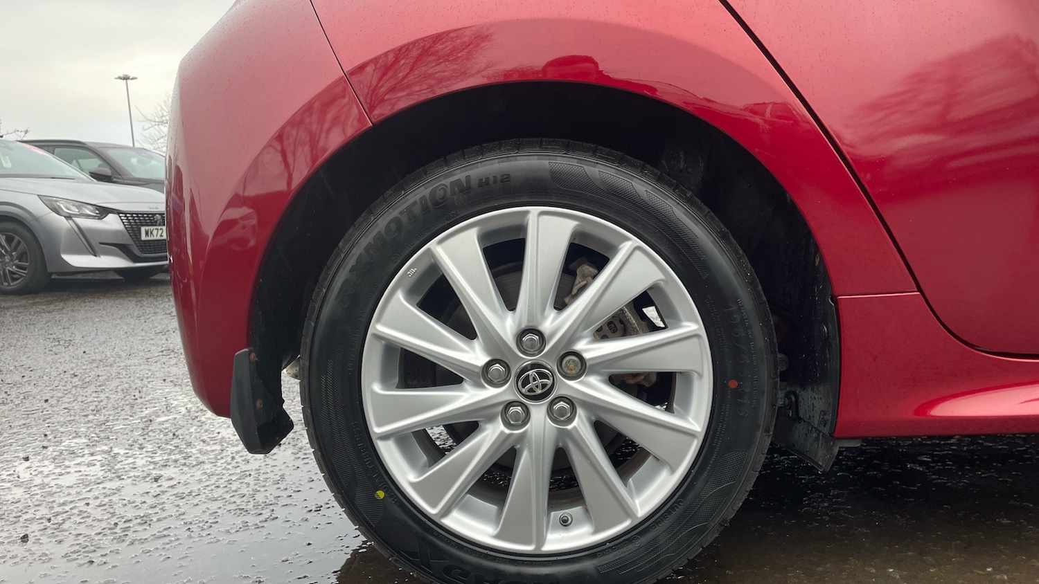 Used Toyota Yaris 2020 for sale - 77247235: Photo 7