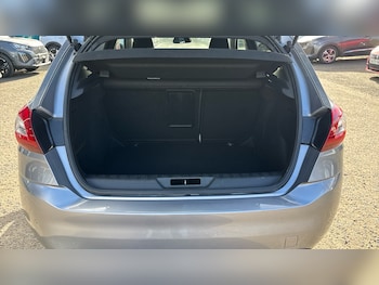 Used Peugeot 308 2017 for sale - 78054148: Photo