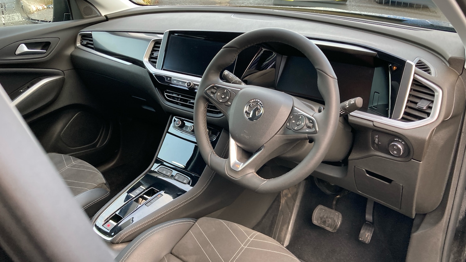 Used Vauxhall Grandland 2024 for sale - 77325983: Photo 11