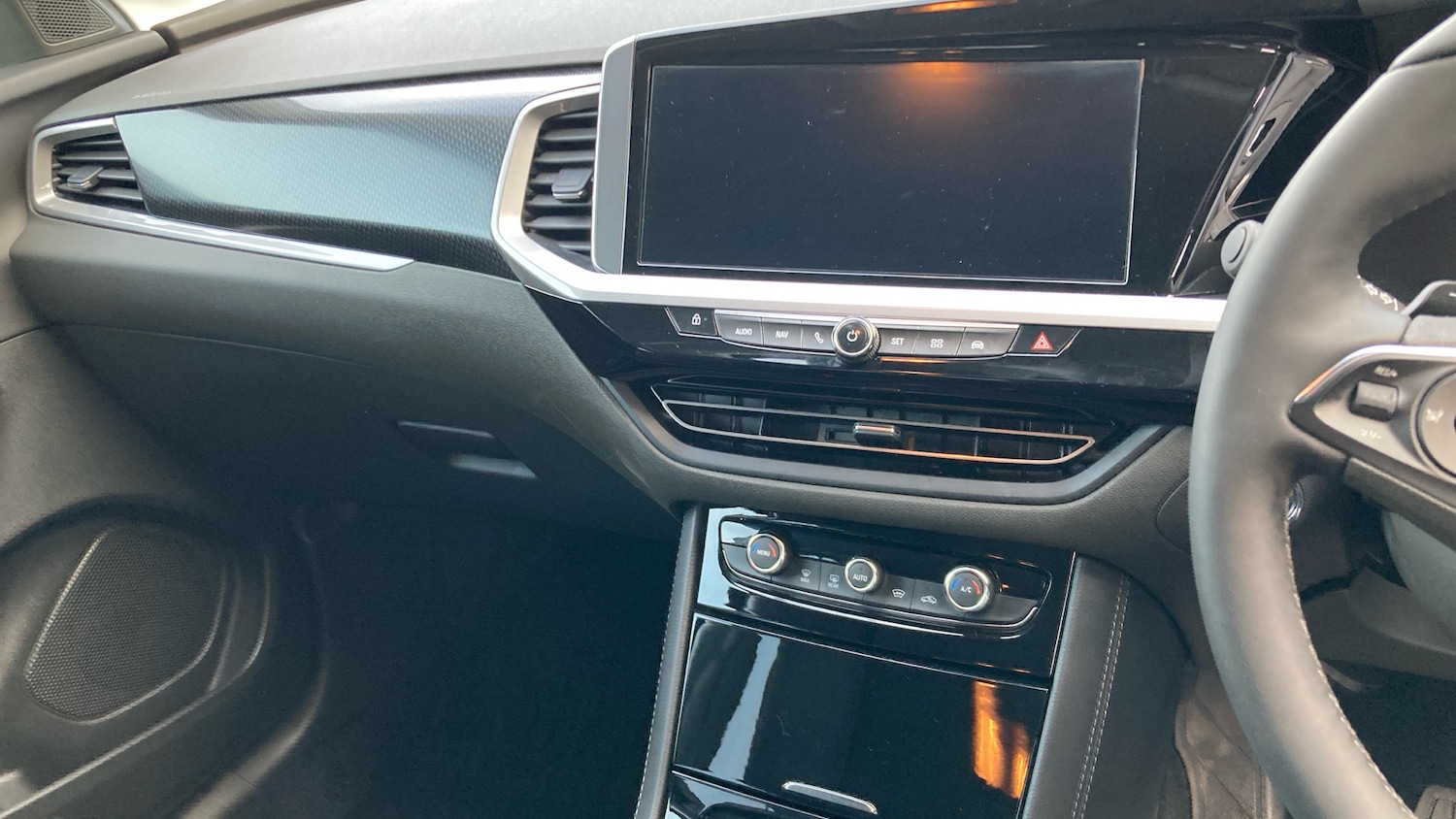 Used Vauxhall Grandland 2024 for sale - 77325983: Photo 14