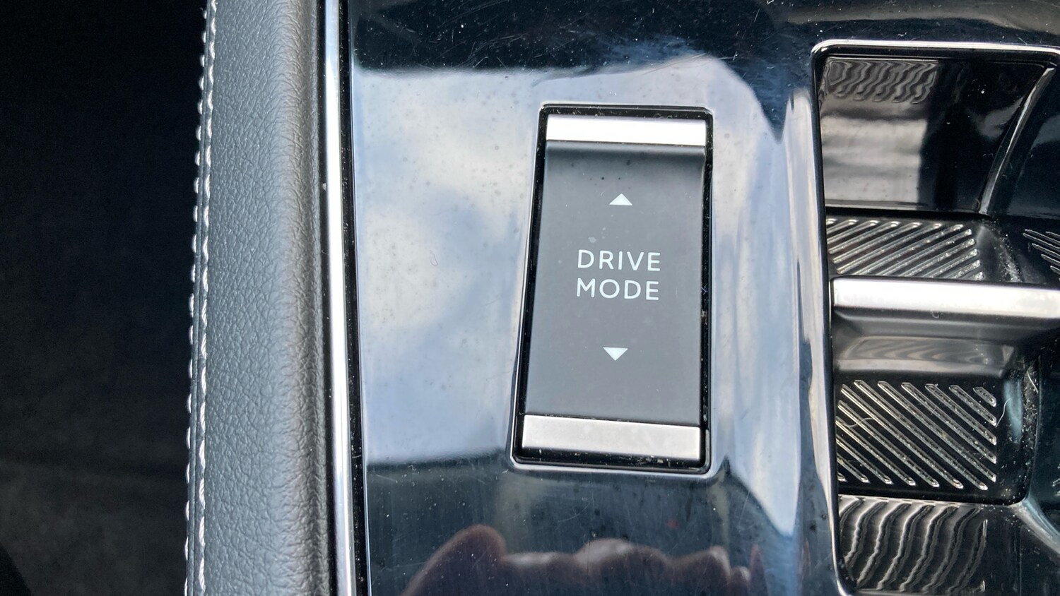 Used Vauxhall Grandland 2024 for sale - 77325983: Photo 46