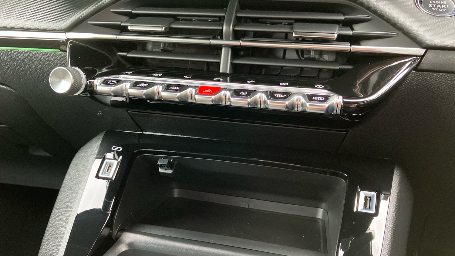 Used Peugeot 208 2022 for sale - 77325996: Photo 19