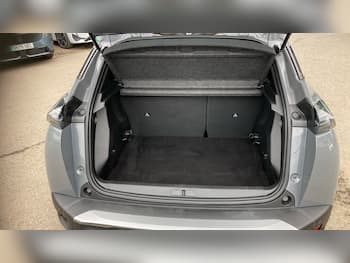 Used Peugeot 2008 2023 for sale - 79705872: Photo