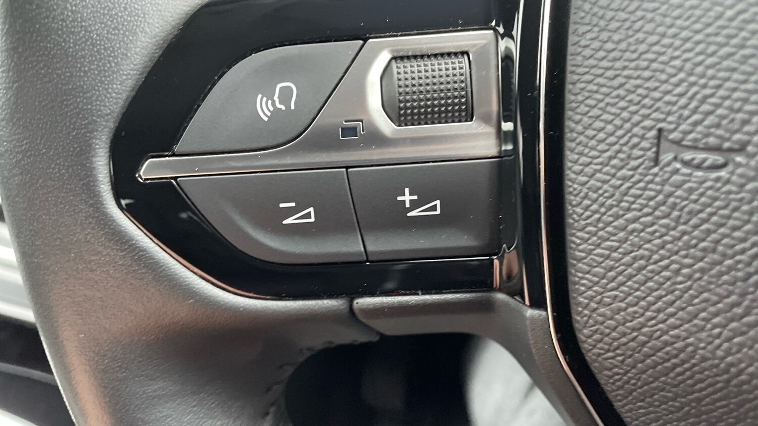 Used Peugeot 208 2024 for sale - 77742514: Photo 34