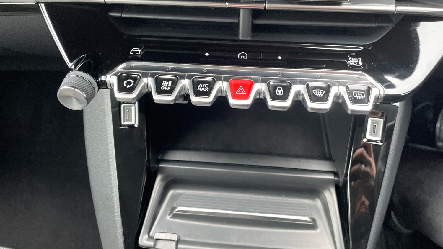 Used Peugeot 208 2024 for sale - 77742514: Photo 37