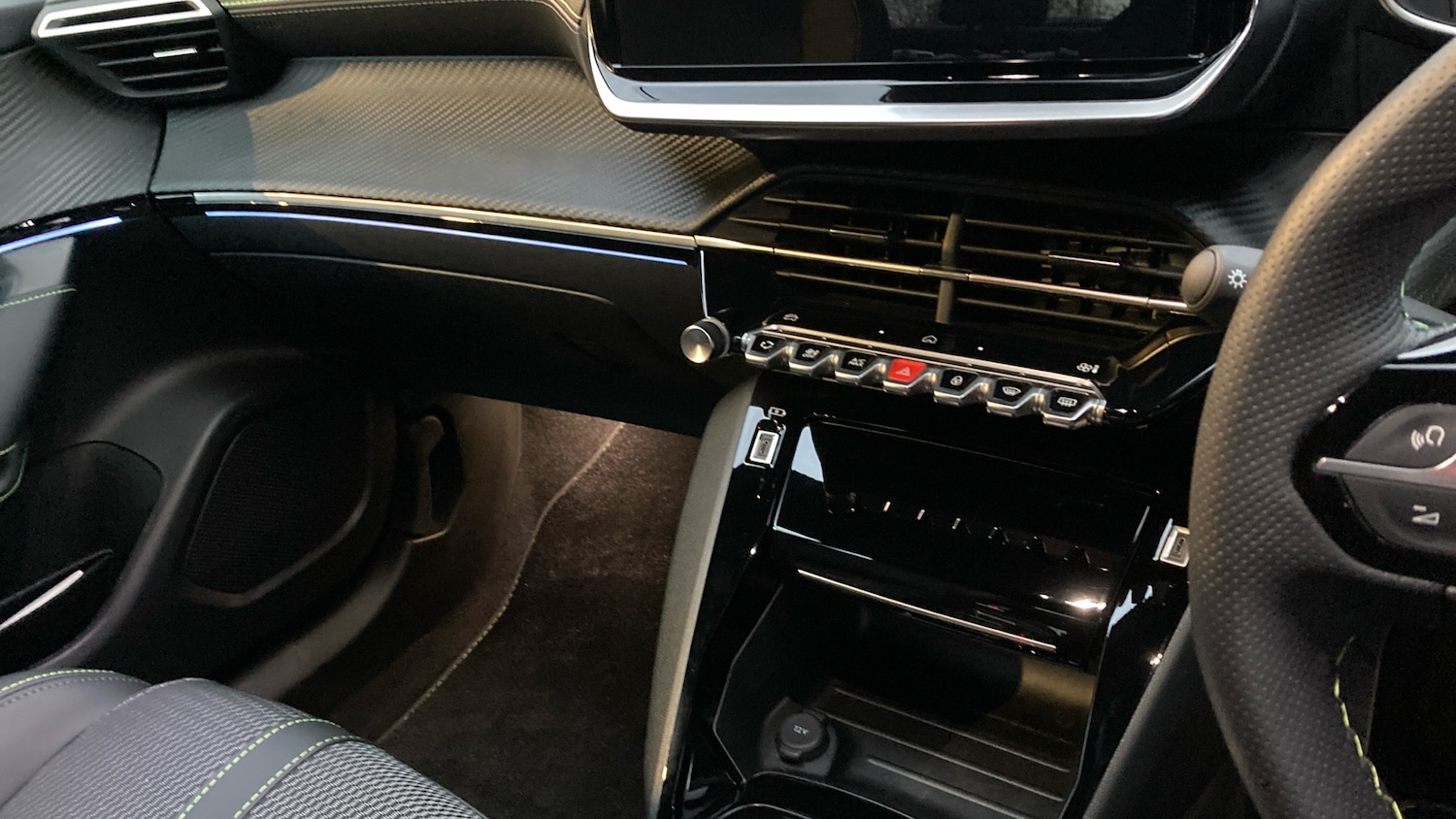 Used Peugeot 2008 2025 for sale - 76768977: Photo 14