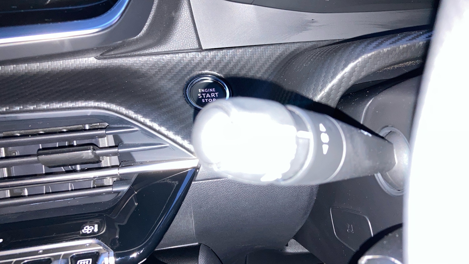 Used Peugeot 2008 2025 for sale - 76768977: Photo 37