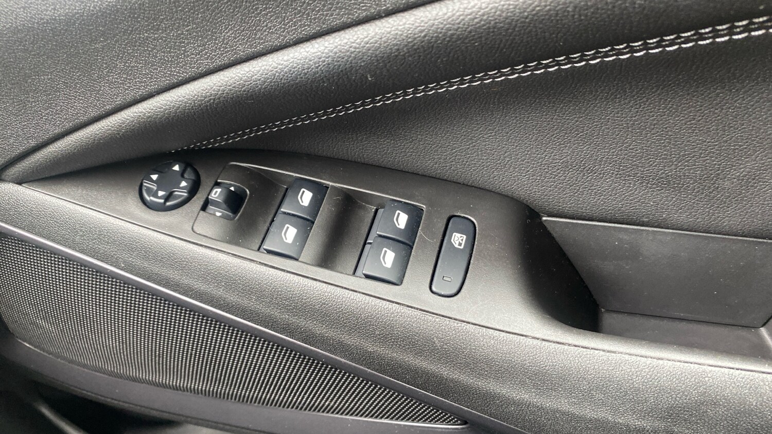 Used Vauxhall Crossland 2021 for sale - 78177368: Photo 25